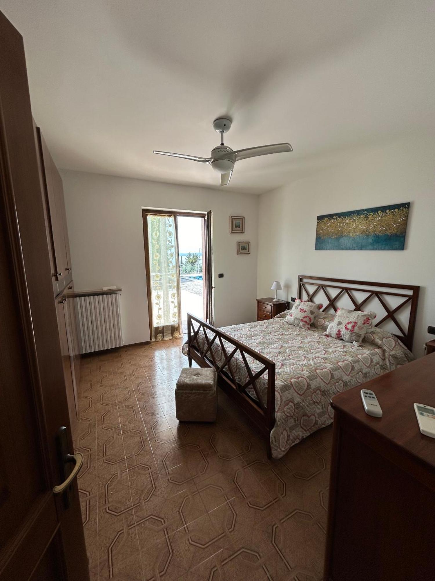Poli Villa'S Apartment バルドリーノ エクステリア 写真