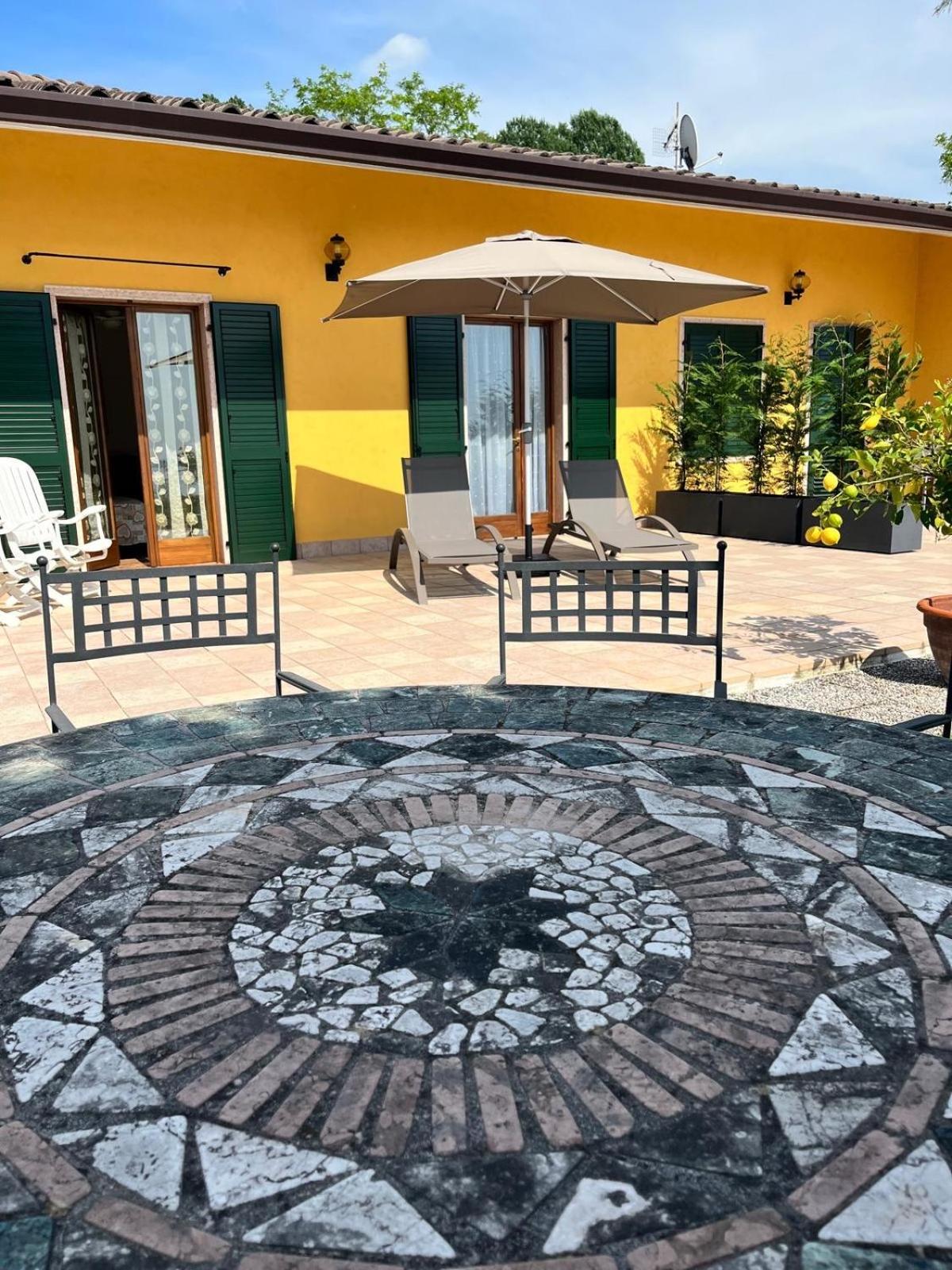 Poli Villa'S Apartment バルドリーノ エクステリア 写真